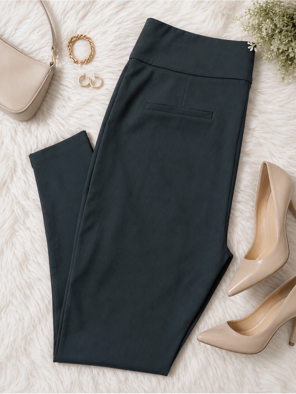 Ponte Pull On Pants In Green